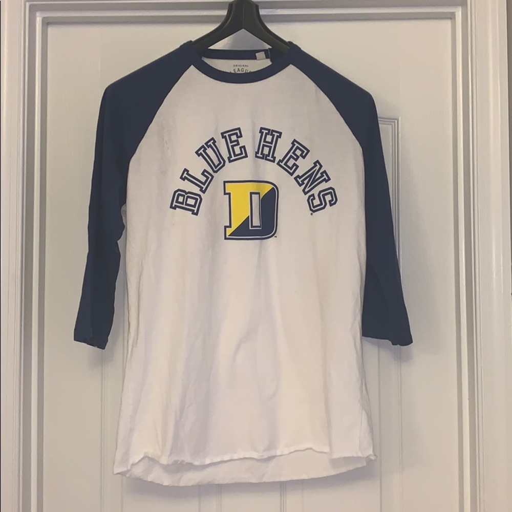 University of Deleware 3/4 Sleeve Top